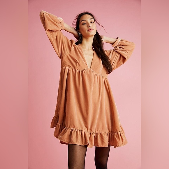 NWT Free PeopleEstella Velvet Mini Dress In Rose Pearl - Picture 6 of 11